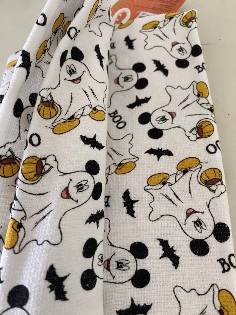 2 Pack Disney Mickey Mouse Ghost Pumpkin Bats Halloween Kitchen Towels NEW